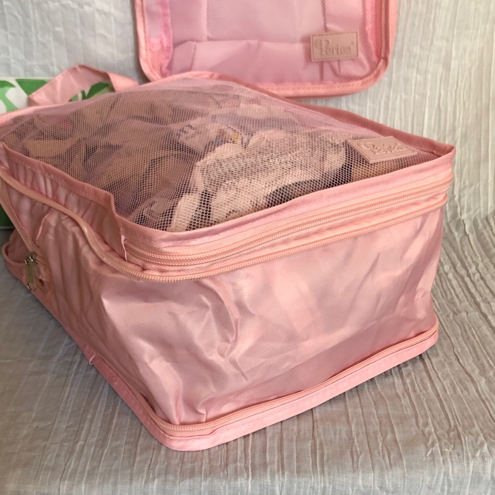 PERIEA set of 2 pink ditty bags laundry travel bags & CLINIQUE cosmetic bag NWOT - Picture 2 of 14
